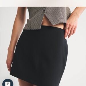Abercrombie & Fitch Black Mini Skirt/Skort- Clean Minimal Silhouette